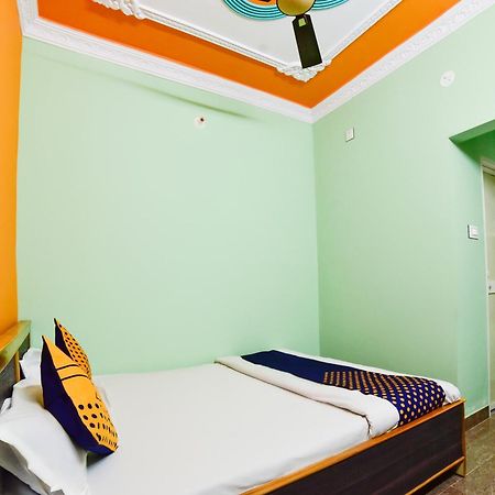 Spot On Devlok Guest House Patna  Luaran gambar