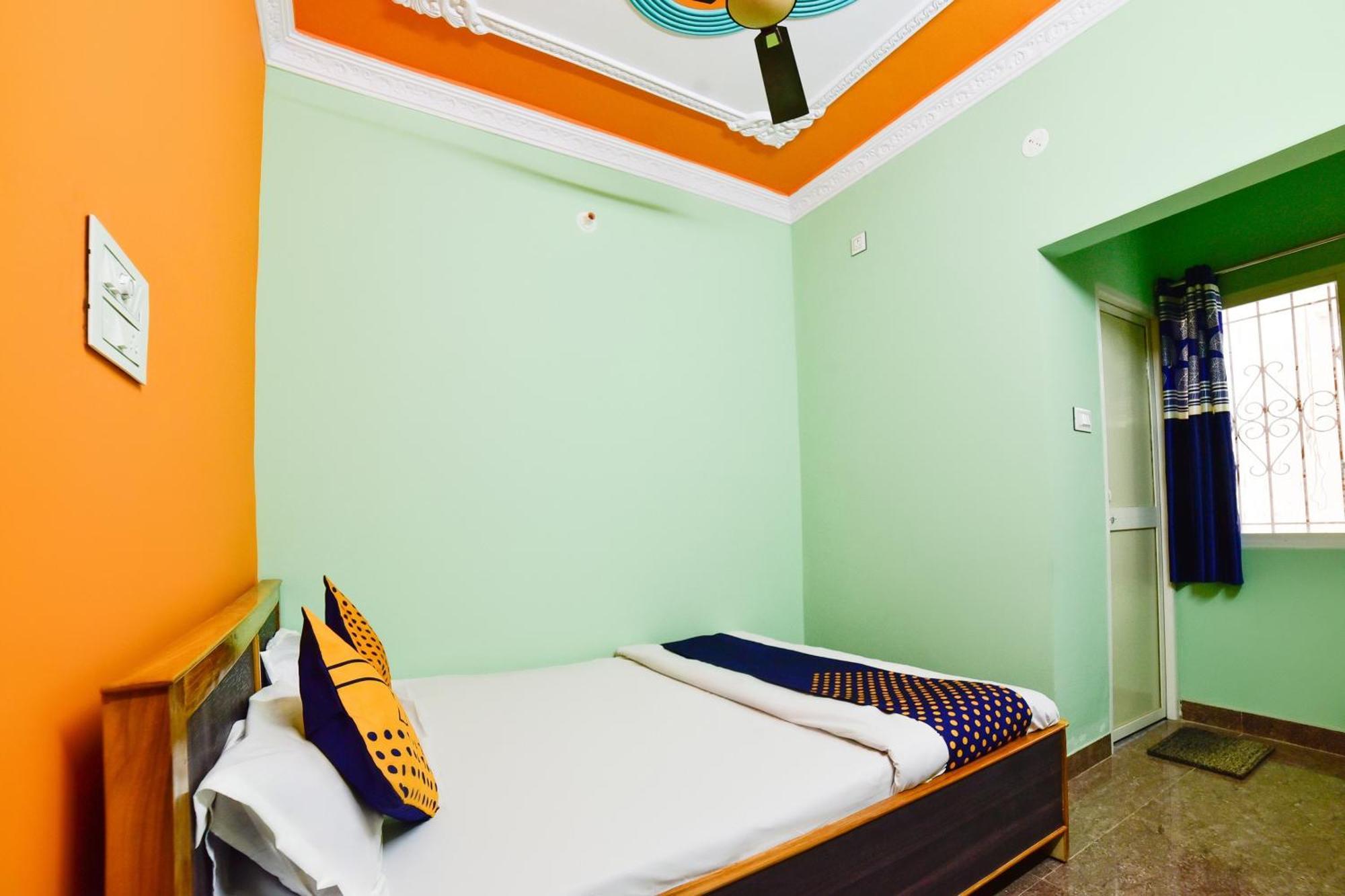 Spot On Devlok Guest House Patna  Luaran gambar